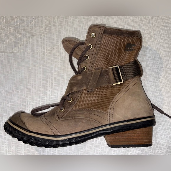 Sorel slimboot Sz 7.5  Brown Leather Buckle lace up Women's Boots duck booties - Picture 8 of 8
